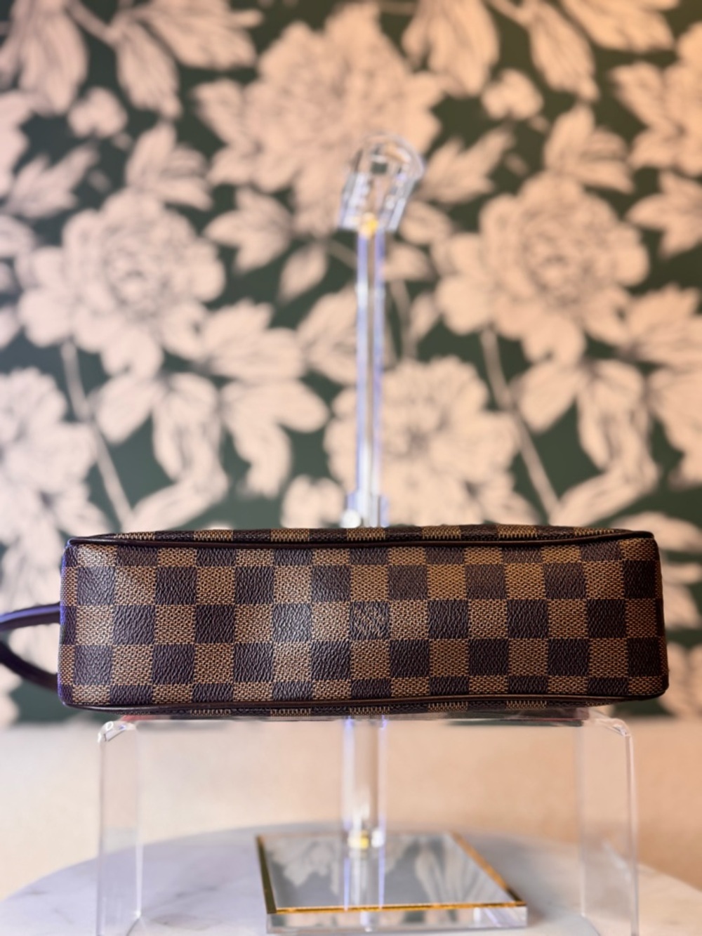 Louis Vuitton Authentic Damier Shoulder Bag with Red Trim and flap closure EUC - Picture 7 of 12
